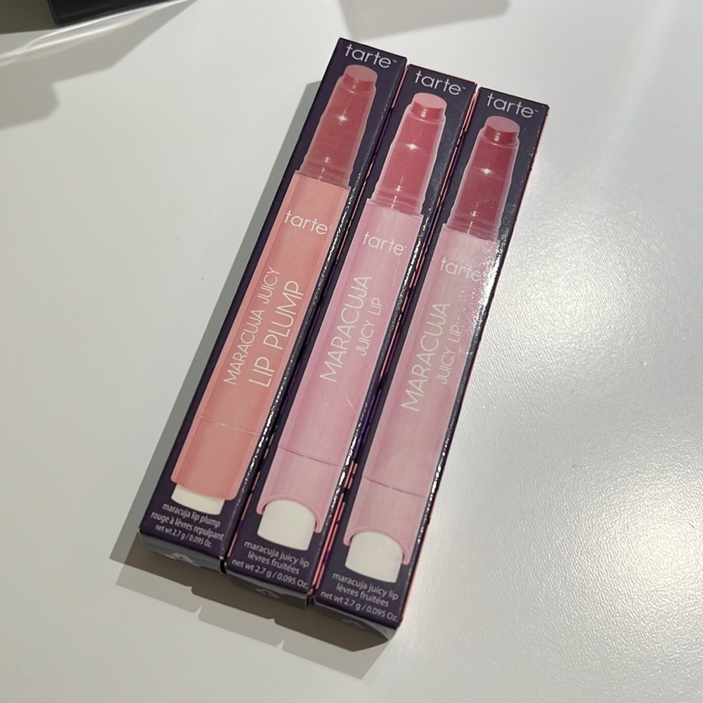 Brand new in their boxes, Tarte Maracuja juicy lip plump bundle